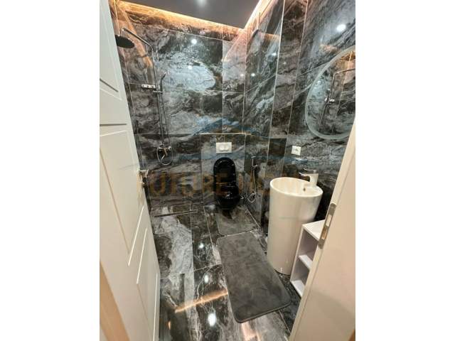 Tirane, shitet apartament Kati 2, 130 m² 320.000 Euro (Rruga e Elbasanit)