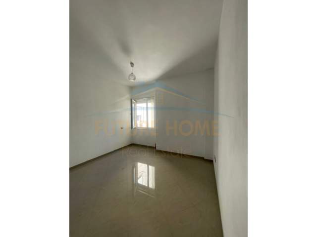 Tirane, apartament 2+1+A+BLK Kati 4, 97 m² 25.000 Leke (Prane Rrethrrotullimit te News 24)