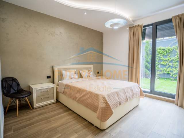 Tirane, jepet me qera 2+1+A+BLK Kati 0, 1.350 Euro (Teg)