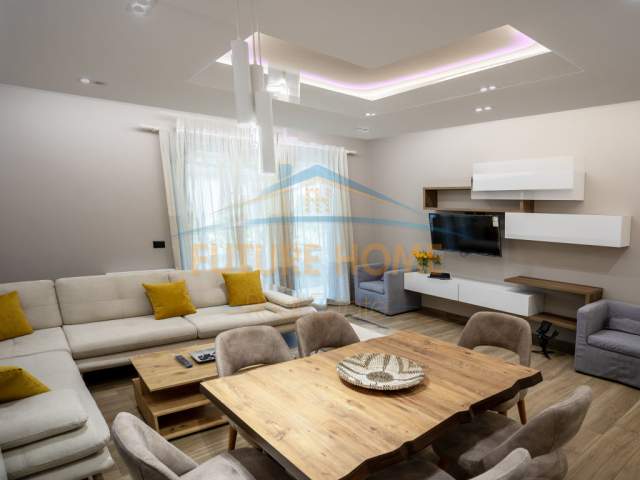 Tirane, jepet me qera 2+1+A+BLK Kati 0, 1.350 Euro (Teg)