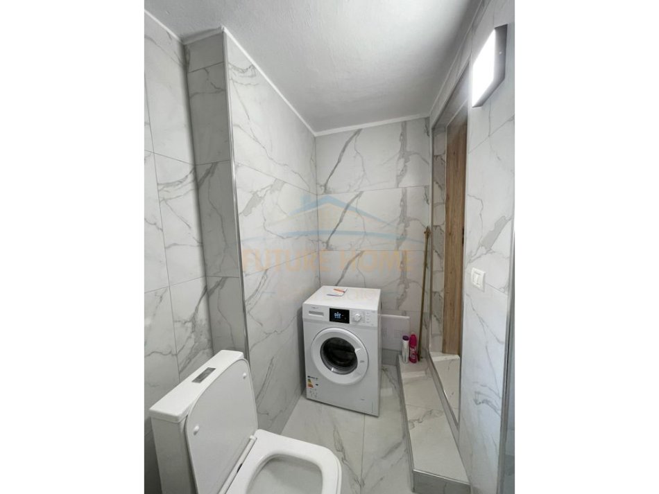Tirane, jepet me qera apartament 1+1+Aneks+Ballkon Kati 0, 59 m² 590 € 
