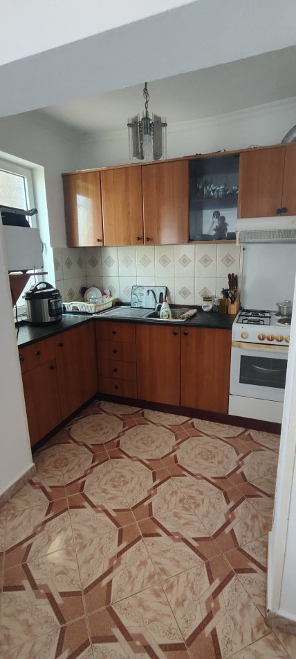 Tirane, shitet apartament 2+1 Kati 5, 70 m² 113.000 € 