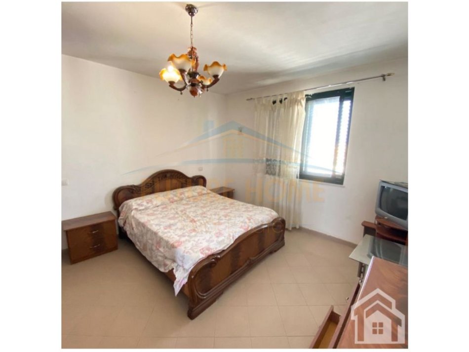Durres, jepet me qera apartament 2+1+Ballkon Kati 7, 90 m² 300 € (Hysen Kertusha)
