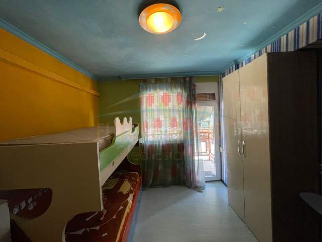 Tirane, jepet me qera apartament 2+1+A+BLK Kati 2, 110 m² 700 Euro (ISH EKSPOZITA)