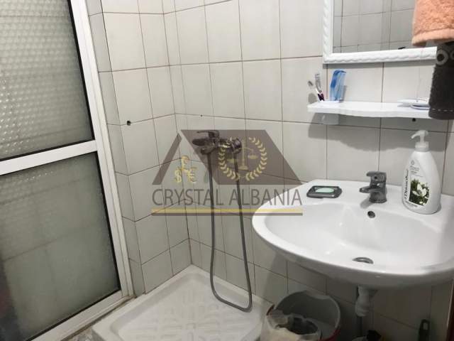 Tirane, shitet apartament 2+1+A Kati 4, 150 m² 150.000 Euro (Shallvaret)