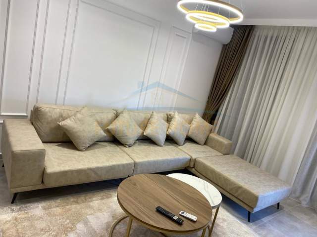Tirane, jepet me qera apartament 1+1 Kati 10, 67 m² 500 Euro (kongresi manastirit)