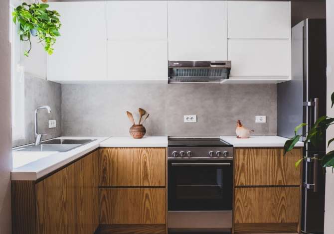 Tirane, shitet apartament 1+1+Aneks+Ballkon Kati 4, 60 m² 139.800 € (Rruga Fortuzi)