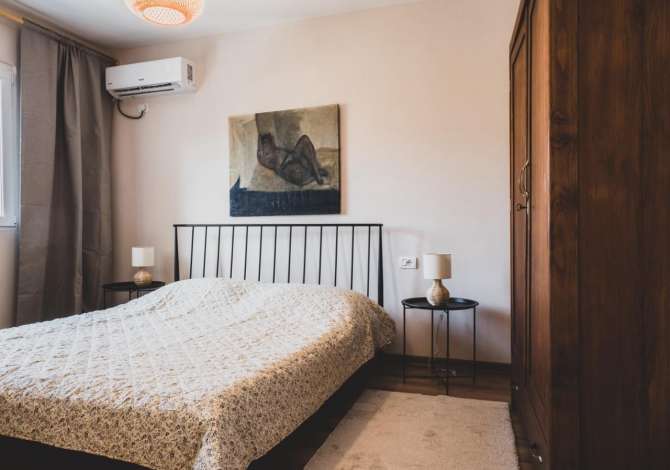 Tirane, shitet apartament 1+1+Aneks+Ballkon Kati 4, 60 m² 139.800 € (Rruga Fortuzi)