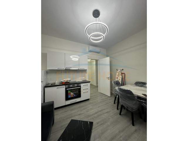 Tirane, jepet me qera apartament 1+1+BLK Kati 3, 67 m² 800 Euro (Rruga e Elbasanit)