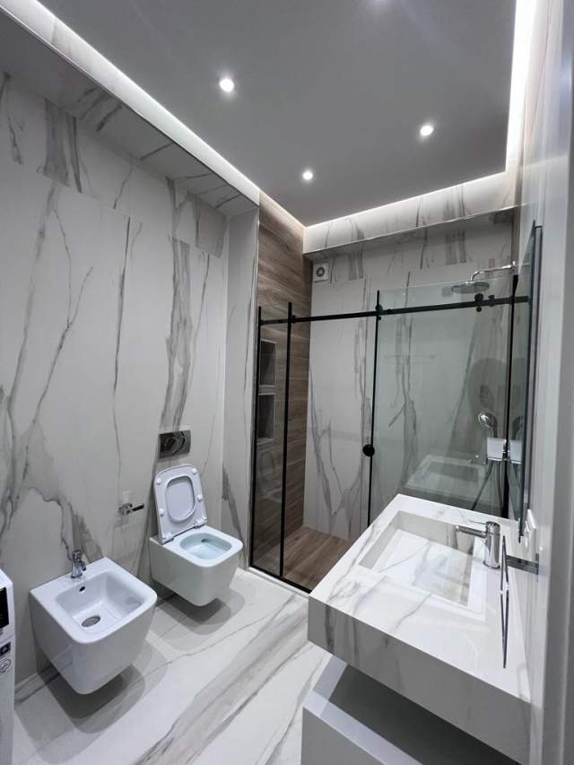 Tirane, jepet me qera apartament 2+1+BLK Kati 2, 100 m² 1.300 Euro (RRUGA BARRIKADAVE)