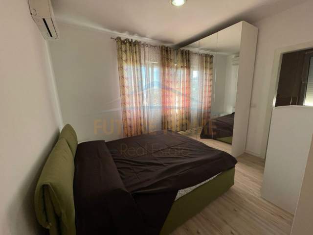 Tirane, jepet me qera apartament Kati 6, 80 m² 650 Euro (Rruga e Kavajes)