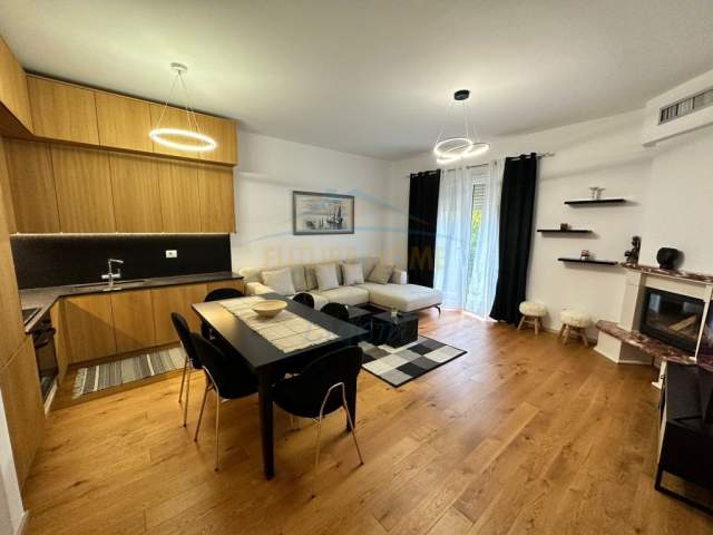 Tirane, jepet me qera apartament Kati 1, 105 m² 1.000 Euro