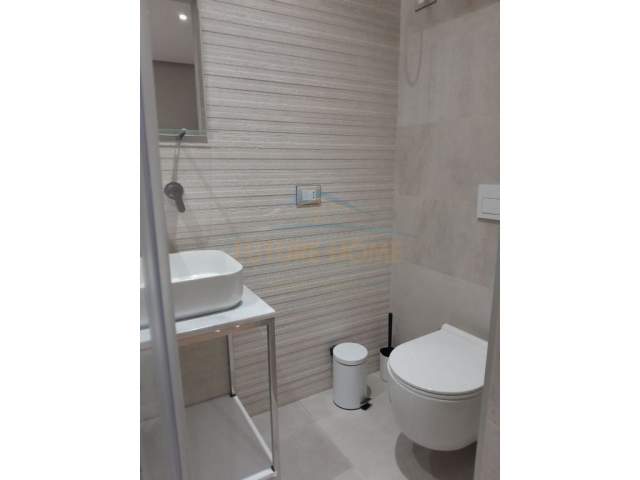 Tirane, jepet me qera apartament Kati 6, 40 m² 550 Euro (Sulejman Delvina)