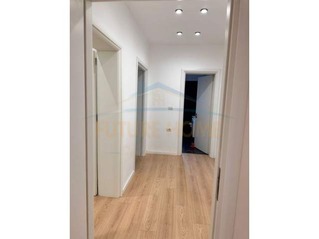 Tirane, shitet apartament 2+1+BLK Kati 5, 68 m² 130.000 Euro (Myslym Shyri)