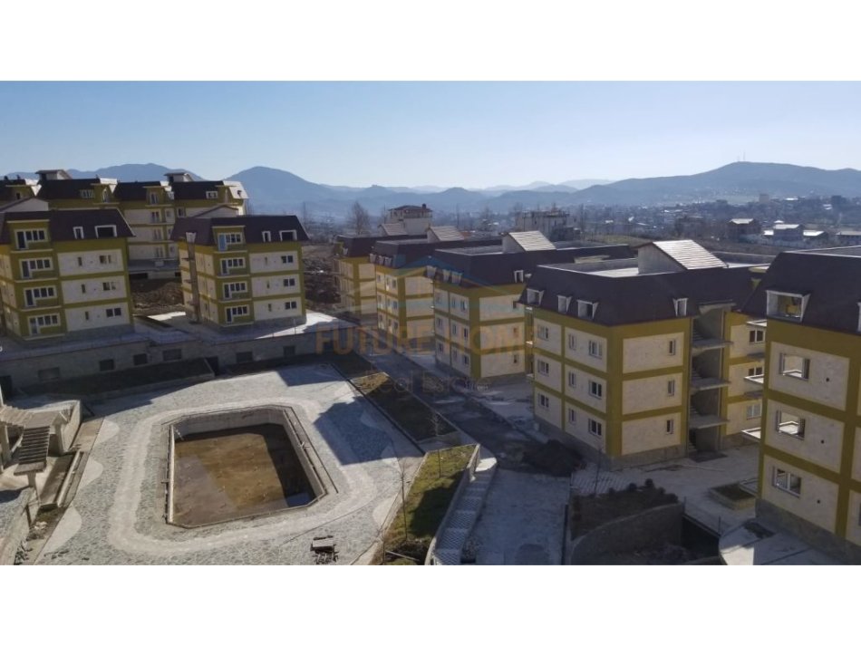 Tirane, shitet apartament 3+1 Kati 2, 152 m² 228.000 € (Lake Land , Liqeni i Farkes)