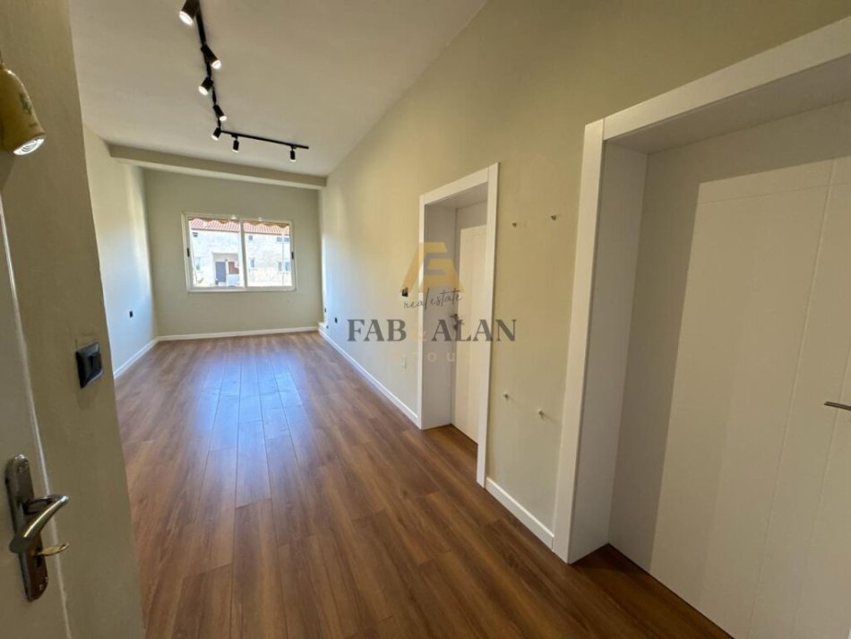 Tirane, shitet apartament 2+1 Kati 5, 72 m² 125.000 € (Myslym Shyri)