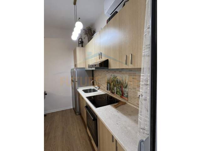 Tirane, shitet apartament 1+1 Kati 4, 64 m² 119.000 Euro (rruga e kavajes)