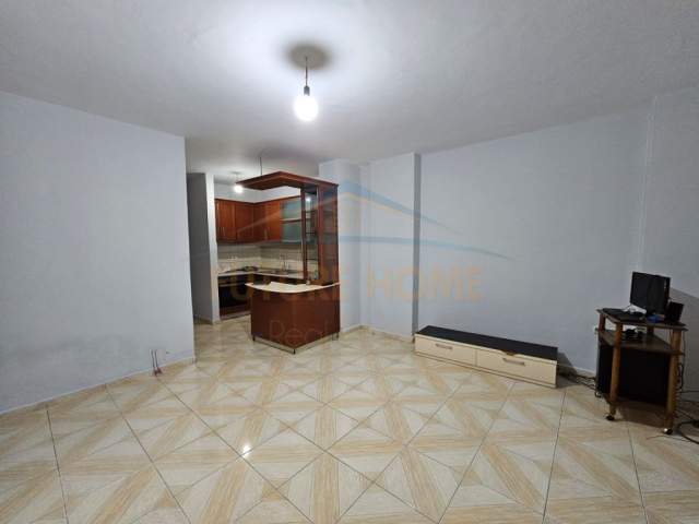 Tirane, shitet apartament 2+1+BLK Kati 1, 88 m² 95.000 Euro (MISTO MAME)