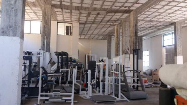 Elbasan, jepet me qera ambjent biznesi 1.700 m² 600 Euro