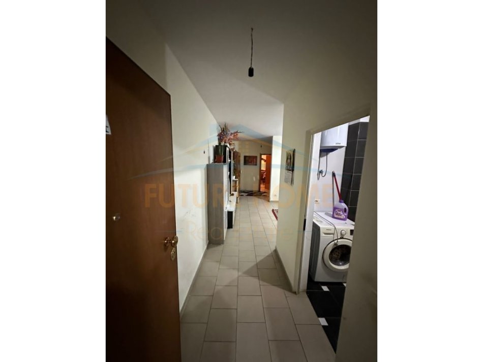 Durres, shitet apartament 2+1 Kati 1, 102 m² 85.000 € (Spitali ,Durrës)