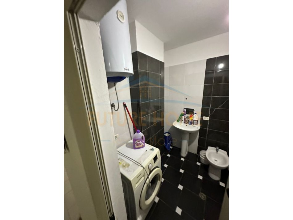 Durres, shitet apartament 2+1 Kati 1, 102 m² 85.000 € (Spitali ,Durrës)