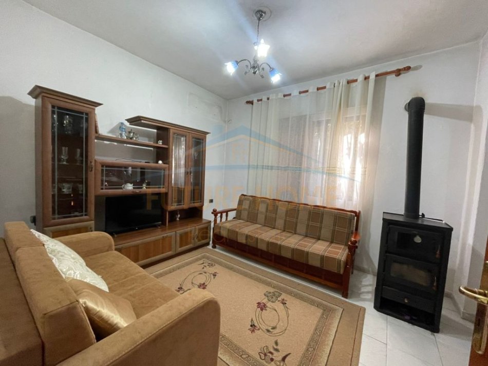 Durres, shitet Vile 2 Katshe , 366 m² 180.000 € (Durres)
