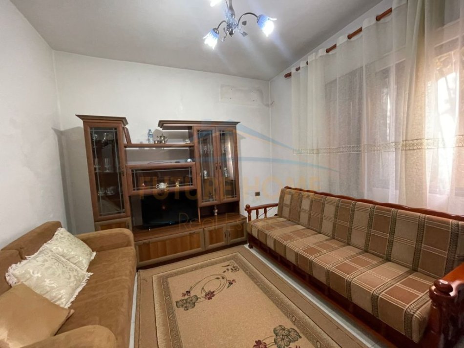 Durres, shitet Vile 2 Katshe , 366 m² 180.000 € (Durres)