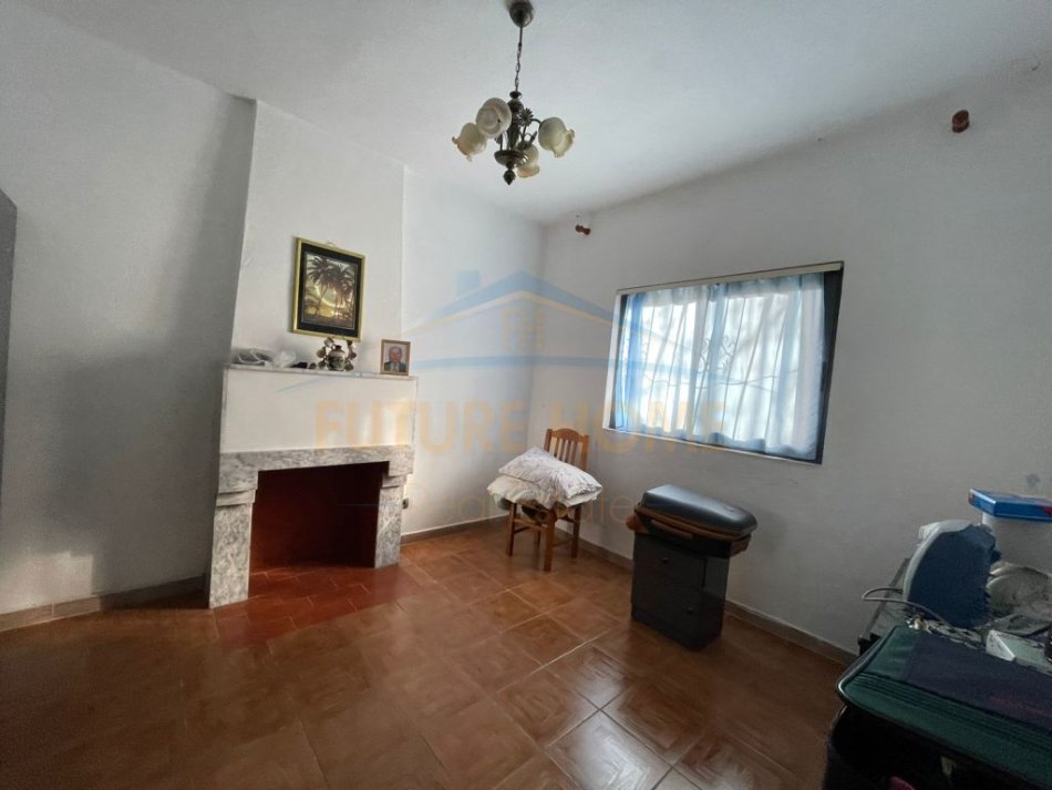 Durres, shitet Vile 2 Katshe , 366 m² 180.000 € (Durres)