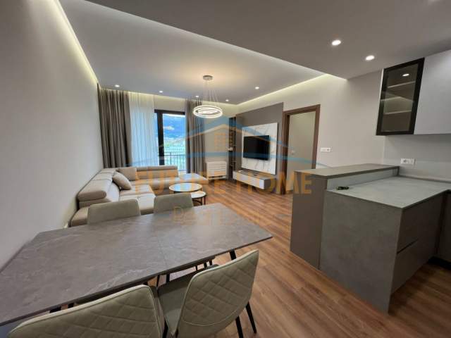 Tirane, jepet me qera apartament 2+1+A+BLK Kati 9, 97 m² 800 Euro (Farmacia 10)