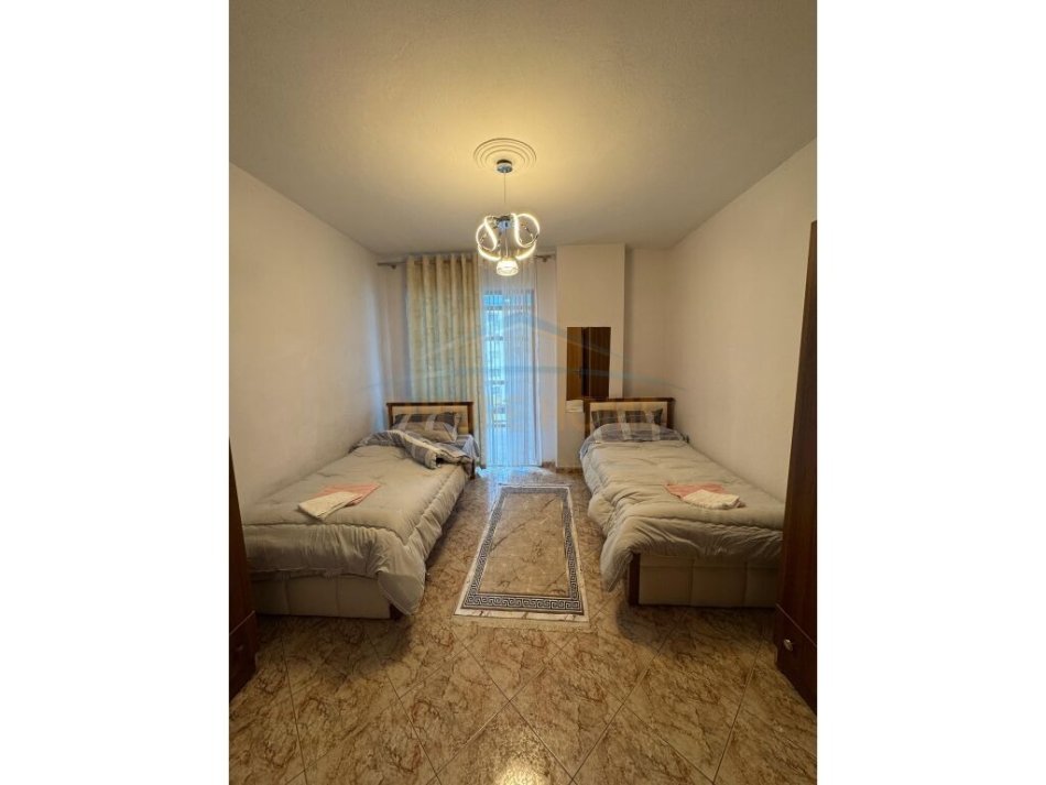 Tirane, jepet me qera apartament 2+1 Kati 9, 105 m² 750 € (Stacionii Trenit)