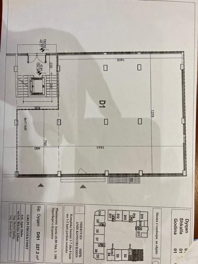 Tirane, shitet ambjent biznesi Kati 1, 220 m² 3.000 Euro/2