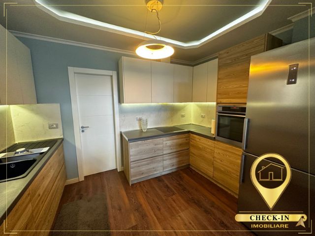 Tirane, jepet me qera apartament 2+1+A+BLK Kati 8, 102 m² 700 Euro (Pazari i Ri)