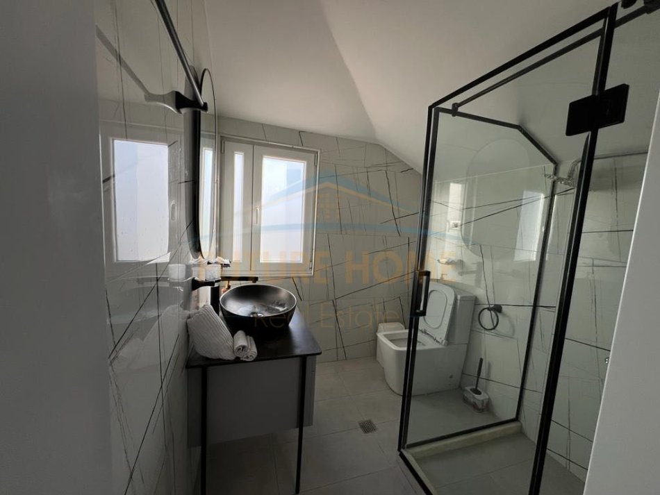 Tirane, jepet me qera 2+1 Kati 2, 85 m² 470 € (Kamez)