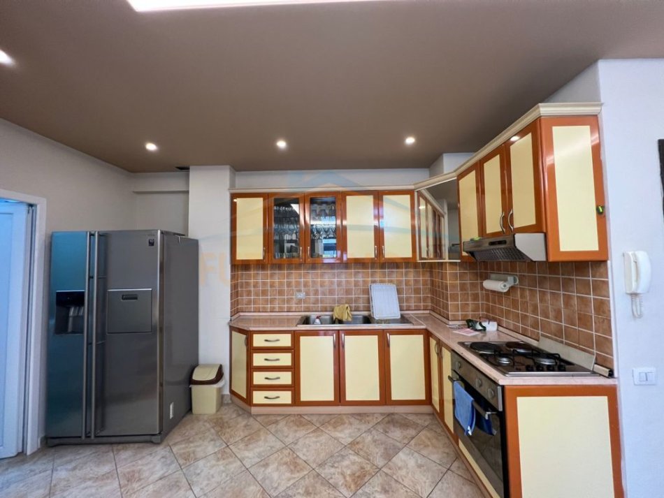 Durres, shitet apartament 1+1 Kati 4, 110 m² 95.000 € (Golem, Durrës)