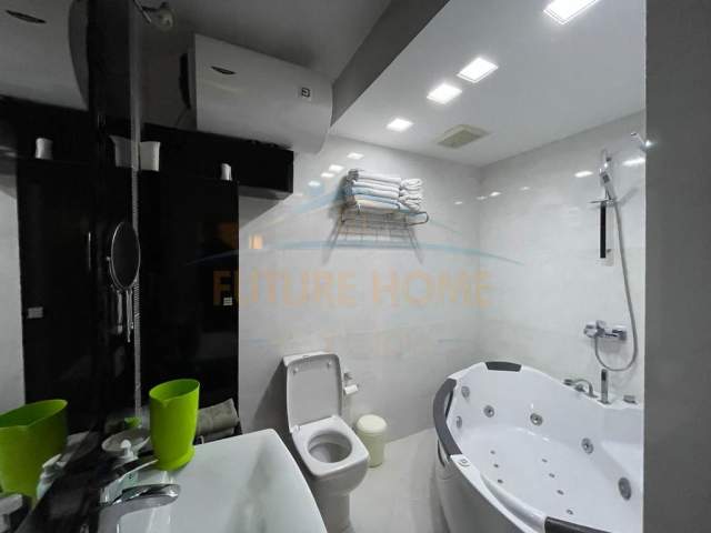Tirane, jepet me qera apartament 2+1+BLK Kati 2, 105 m² 550 Euro (Kompleksi Kolombo)