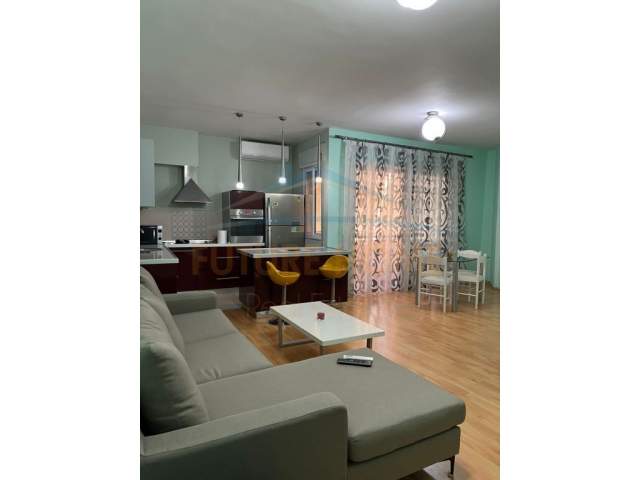 Tirane, shitet apartament 2+1+BLK Kati 5, 106 m² 190.000 Euro (Pavaroti)