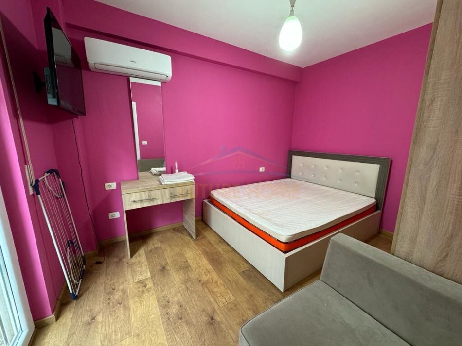 jepet me qera apartament 1+1+Ballkon Kati 3, 51 m² 400 € (KODRA E DIELLIT 1)