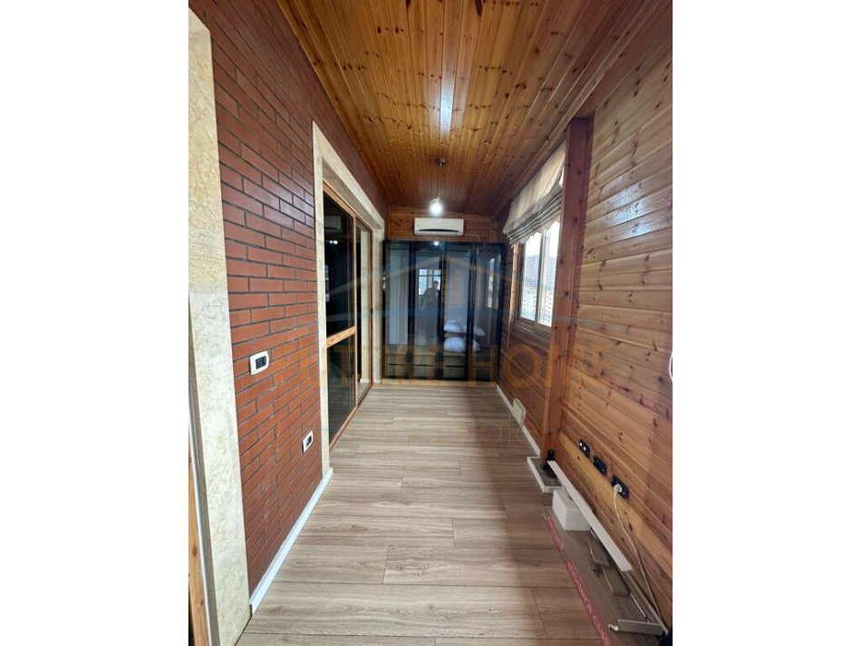 Shitet, Apartament 2+1+2, Myslym Shyri, Tiranë.