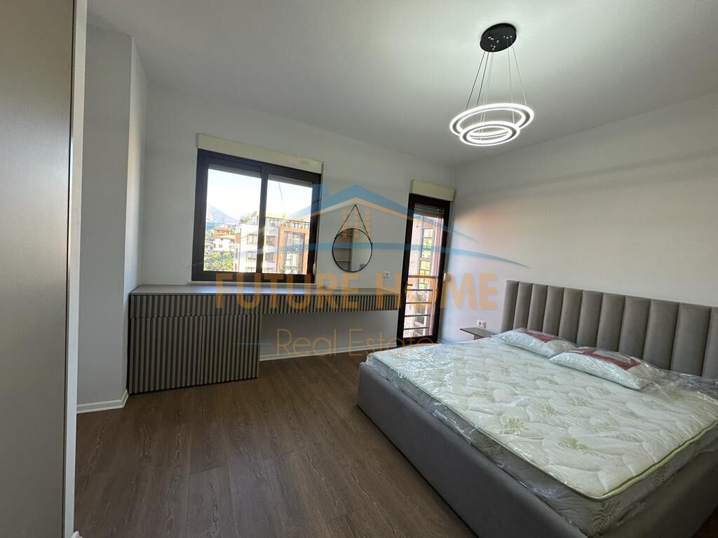 Shitet, Apartament 2+1, Rruga Sami Frasheri, pranë Nobis
