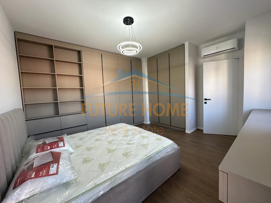 Shitet, Apartament 2+1, Rruga Sami Frasheri, pranë Nobis