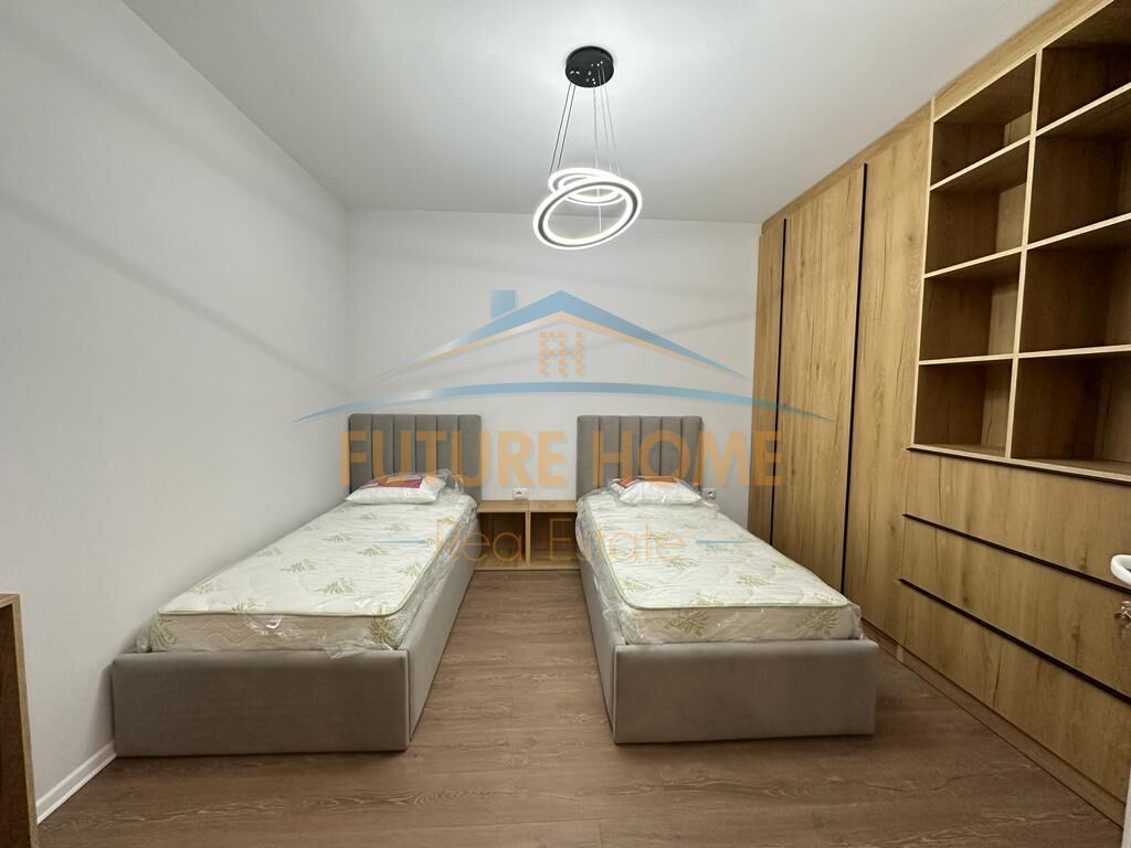 Shitet, Apartament 2+1, Rruga Sami Frasheri, pranë Nobis