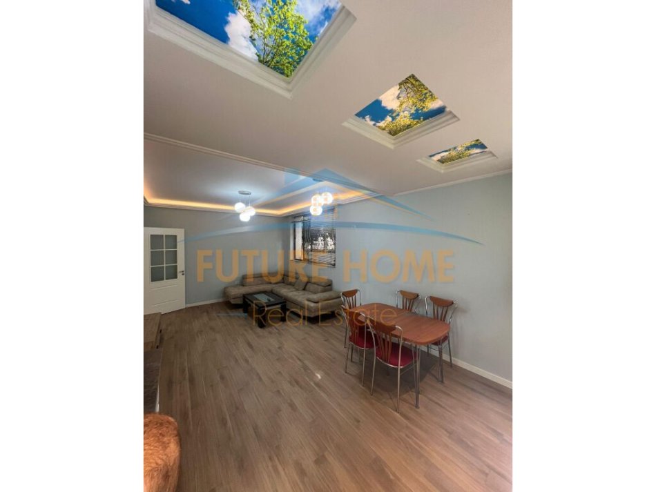 Tirane, jepet me qera apartament 1+1 Kati 1, 90 m² 500 € (RRUGA E KAVAJES)