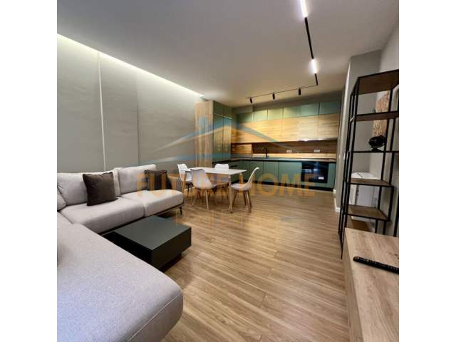Tirane, jepet me qera apartament 1+1+A+BLK Kati 3, 71 m² 700 Euro (TEG)
