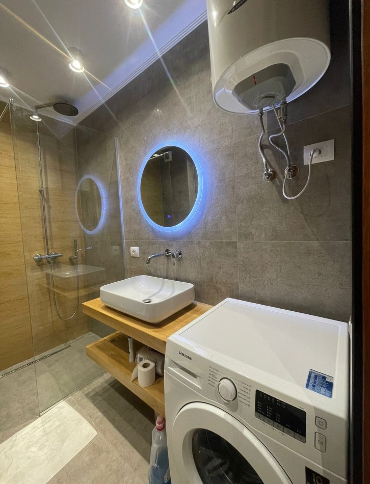 Tirane, shitet apartament 2+1+Ballkon Kati 6, 106 m² 240.000 € (Rruga Panorama, Kompleksi Quartum)