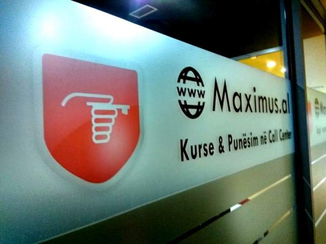 Tirane, ofrojme Kurse Profesionale per punesim ne Call Center!