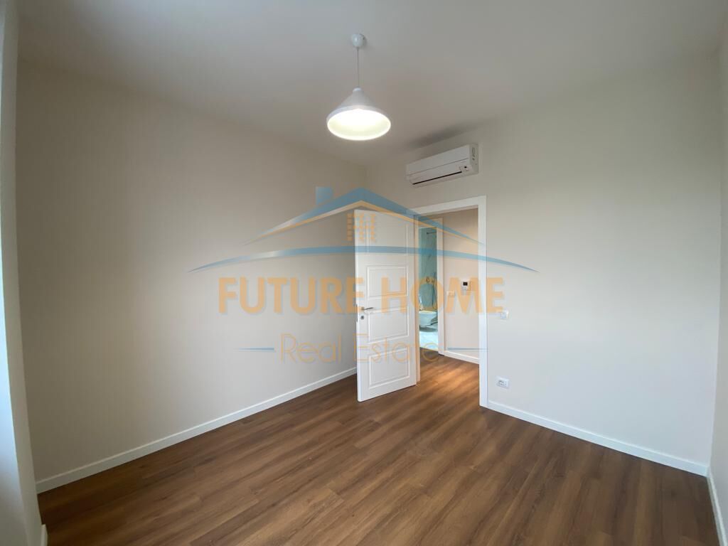 SHITET APARTAMENT 2+1 BLLOK TIRANE