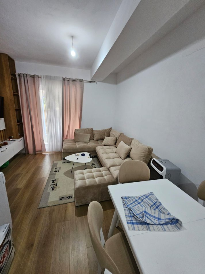 Tirane, shitet apartament 2+1 Kati 1, 73 m² 115.000 € (ali demi)