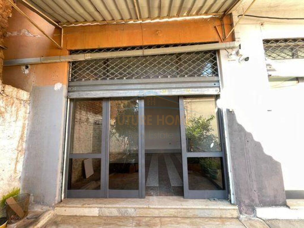 Qera, Dyqan, Rruga "Dervish Hekali", Tiranë. AREA37340