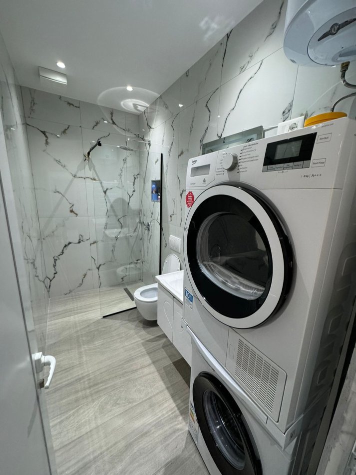 Tirane, jepet me qera apartament 1+1 Kati 0, 65 m² 400 € 