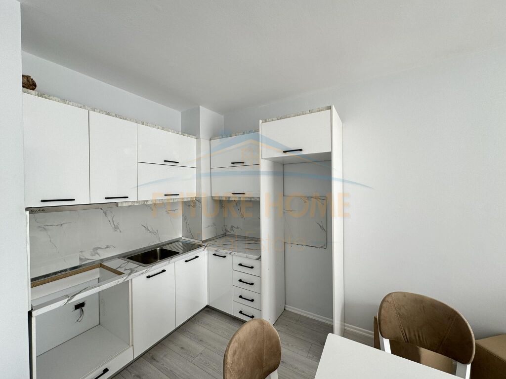 Shitet, Apartament 2+1, Unaza e Re. UNA37518